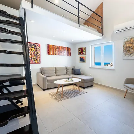 Apartment Portolan